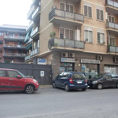 Benny Urban House Appia-2